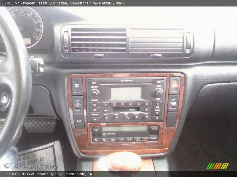 Silverstone Grey Metallic / Black 2003 Volkswagen Passat GLX Sedan