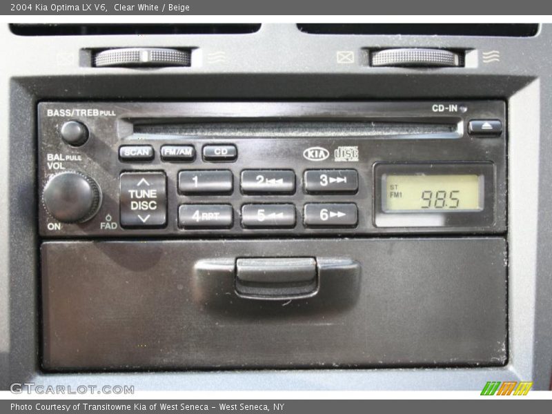 Clear White / Beige 2004 Kia Optima LX V6