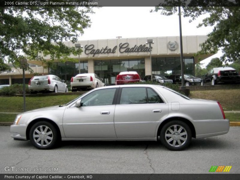 Light Platinum Metallic / Titanium 2006 Cadillac DTS