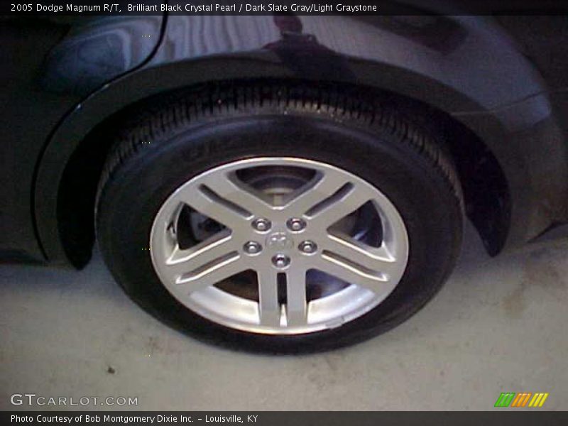 Brilliant Black Crystal Pearl / Dark Slate Gray/Light Graystone 2005 Dodge Magnum R/T
