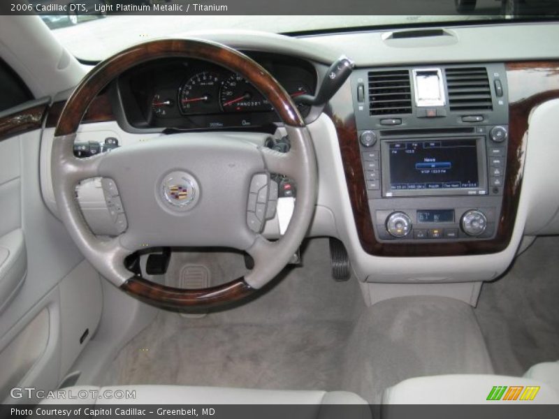 Light Platinum Metallic / Titanium 2006 Cadillac DTS