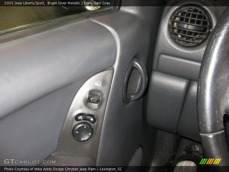 Bright Silver Metallic / Dark Slate Gray 2003 Jeep Liberty Sport