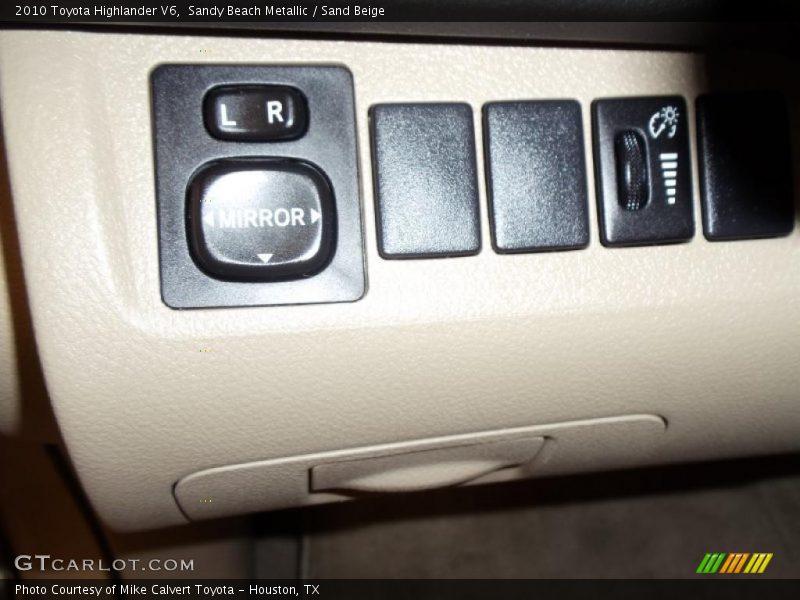 Sandy Beach Metallic / Sand Beige 2010 Toyota Highlander V6