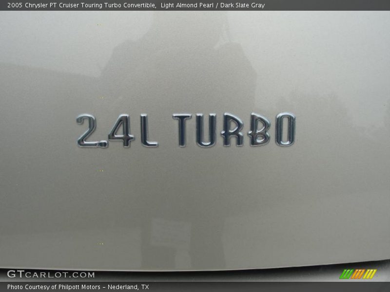  2005 PT Cruiser Touring Turbo Convertible Logo