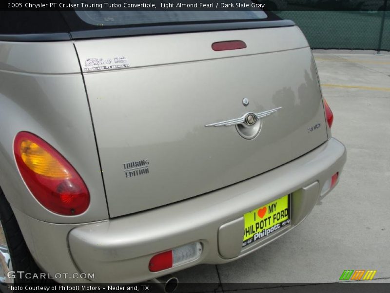Light Almond Pearl / Dark Slate Gray 2005 Chrysler PT Cruiser Touring Turbo Convertible