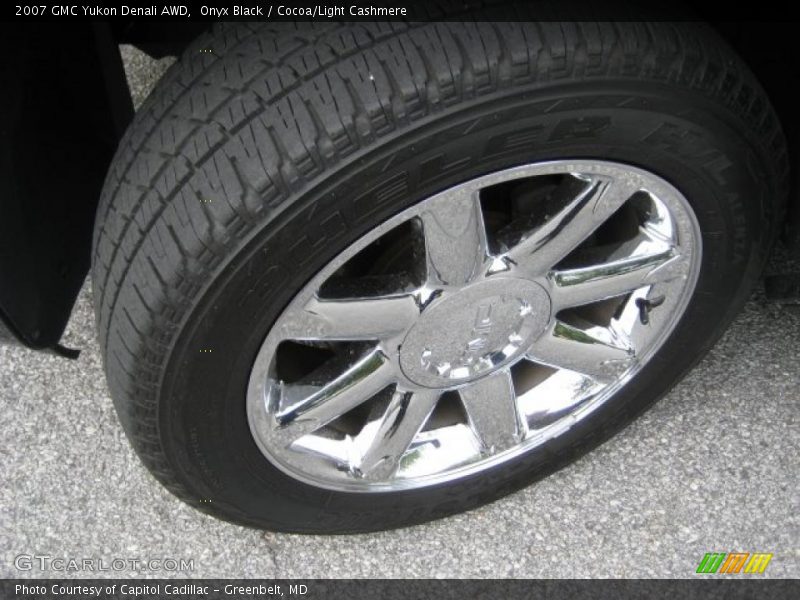 Onyx Black / Cocoa/Light Cashmere 2007 GMC Yukon Denali AWD