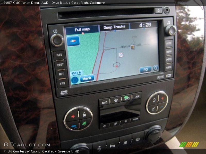Onyx Black / Cocoa/Light Cashmere 2007 GMC Yukon Denali AWD