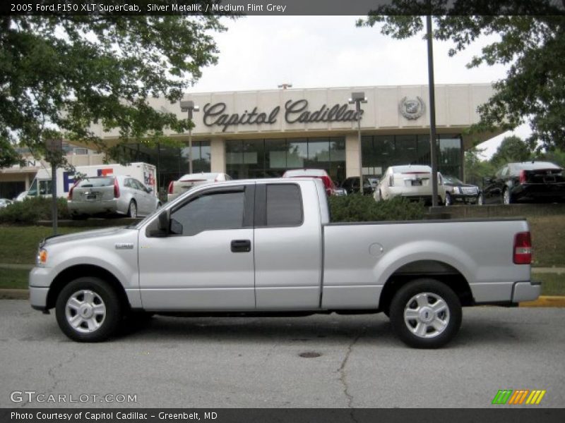 Silver Metallic / Medium Flint Grey 2005 Ford F150 XLT SuperCab