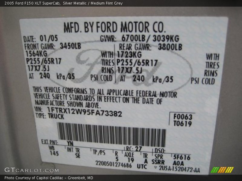 Silver Metallic / Medium Flint Grey 2005 Ford F150 XLT SuperCab