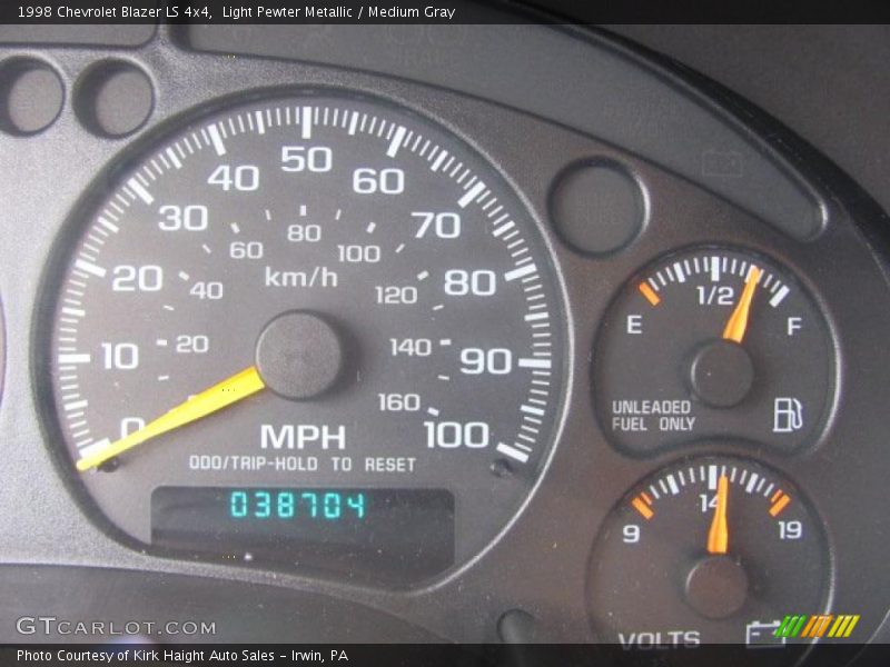 Light Pewter Metallic / Medium Gray 1998 Chevrolet Blazer LS 4x4