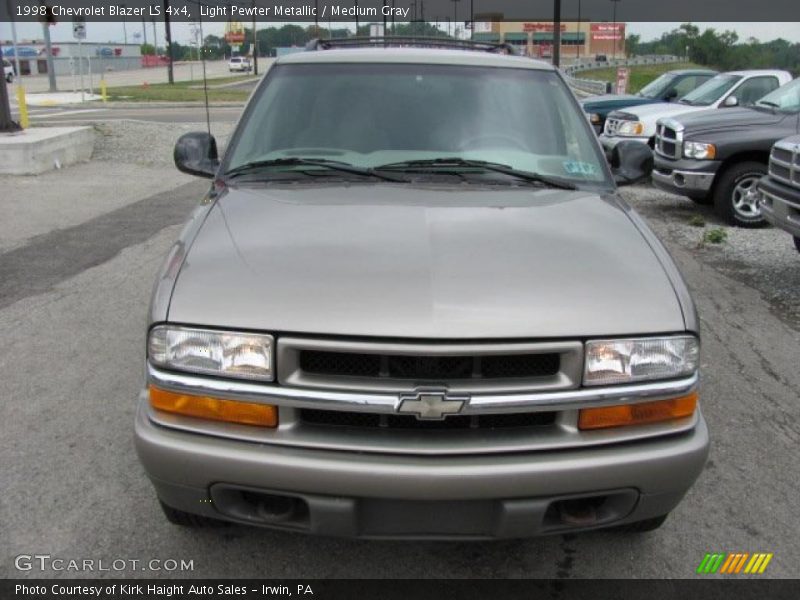 Light Pewter Metallic / Medium Gray 1998 Chevrolet Blazer LS 4x4