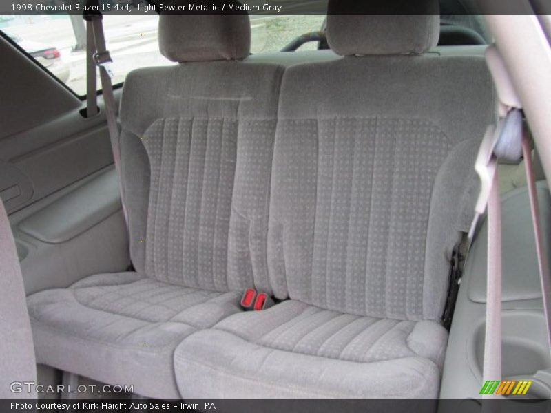 Light Pewter Metallic / Medium Gray 1998 Chevrolet Blazer LS 4x4
