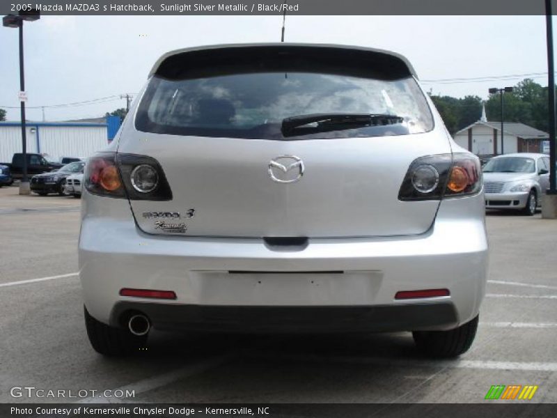 Sunlight Silver Metallic / Black/Red 2005 Mazda MAZDA3 s Hatchback