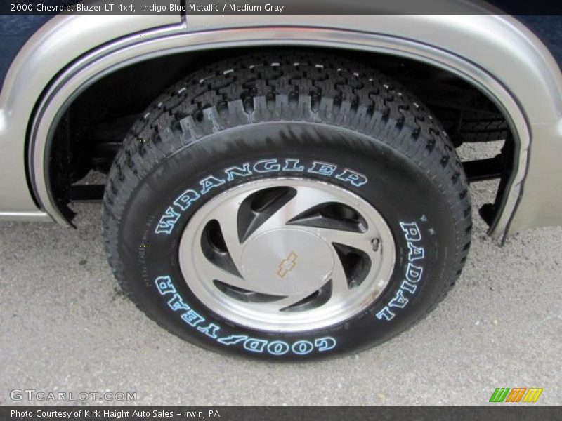 Indigo Blue Metallic / Medium Gray 2000 Chevrolet Blazer LT 4x4