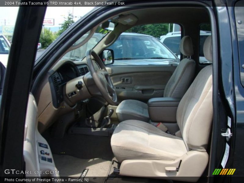 Black Sand Pearl / Oak 2004 Toyota Tacoma V6 TRD Xtracab 4x4