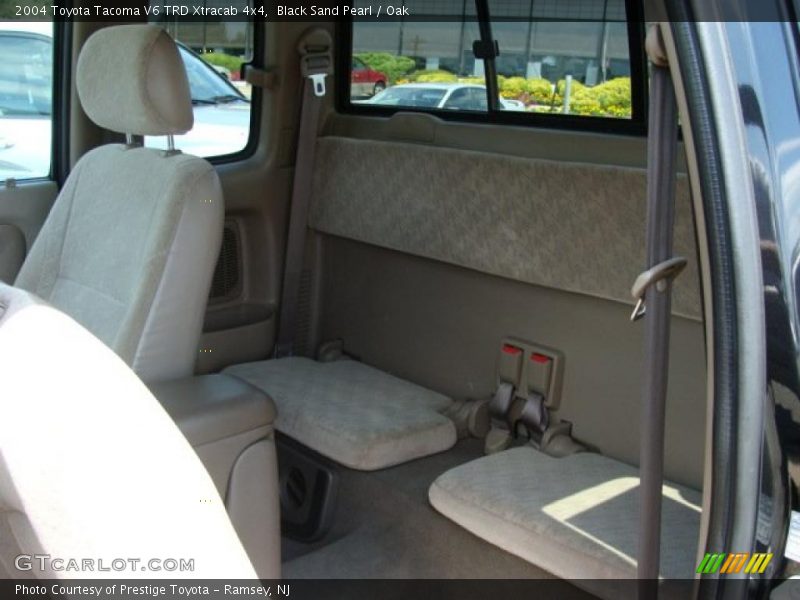 Black Sand Pearl / Oak 2004 Toyota Tacoma V6 TRD Xtracab 4x4