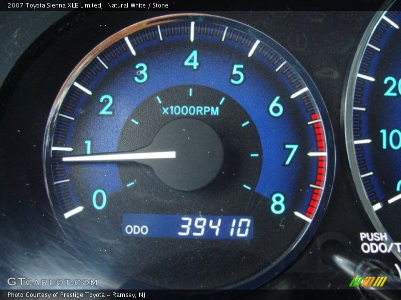 Natural White / Stone 2007 Toyota Sienna XLE Limited