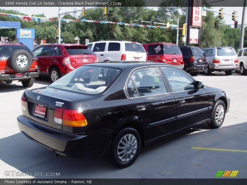 Granada Black Pearl Metallic / Gray 1996 Honda Civic LX Sedan