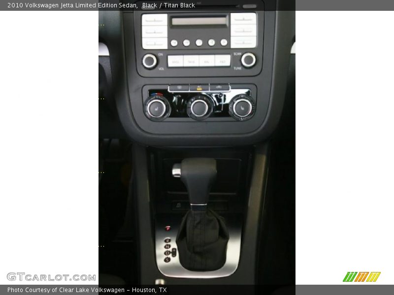 Black / Titan Black 2010 Volkswagen Jetta Limited Edition Sedan