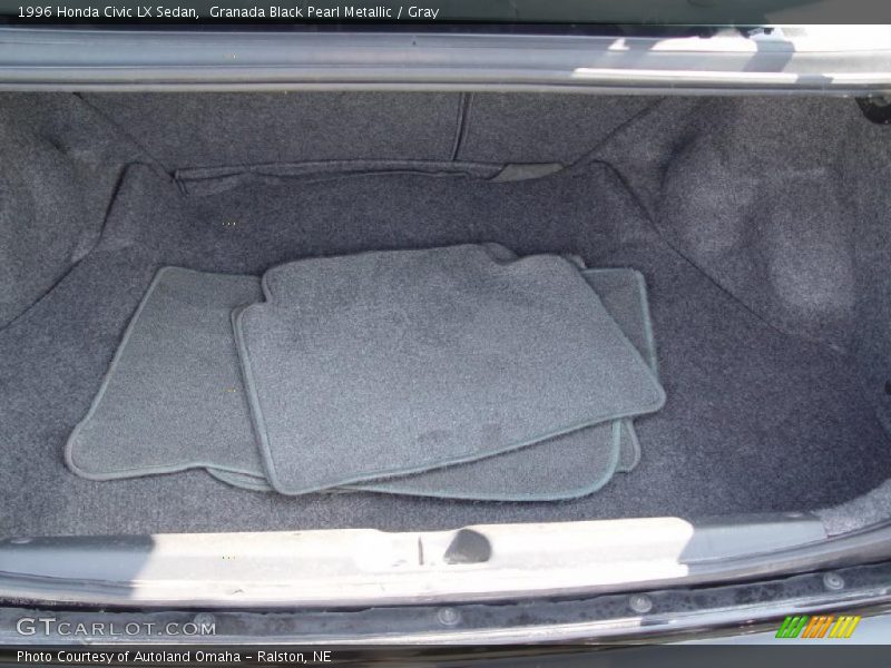 Granada Black Pearl Metallic / Gray 1996 Honda Civic LX Sedan