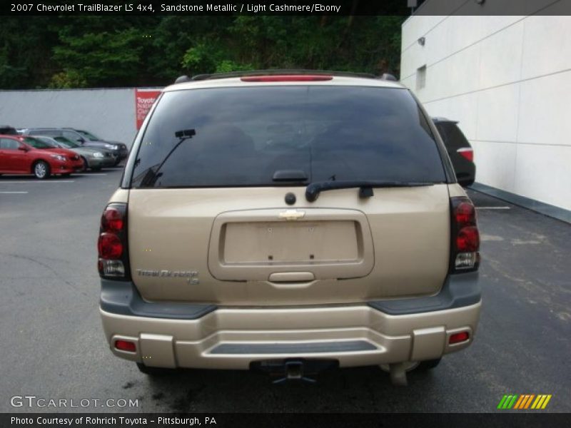 Sandstone Metallic / Light Cashmere/Ebony 2007 Chevrolet TrailBlazer LS 4x4