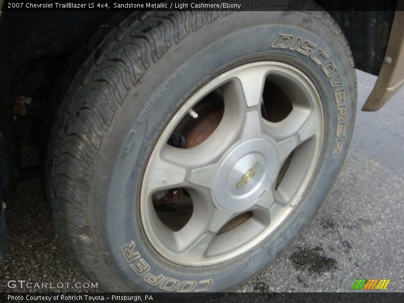 Sandstone Metallic / Light Cashmere/Ebony 2007 Chevrolet TrailBlazer LS 4x4