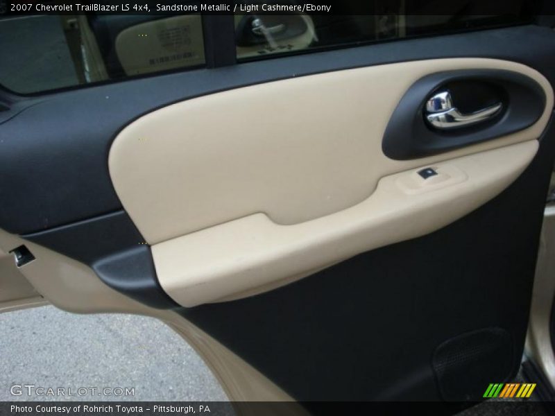 Sandstone Metallic / Light Cashmere/Ebony 2007 Chevrolet TrailBlazer LS 4x4