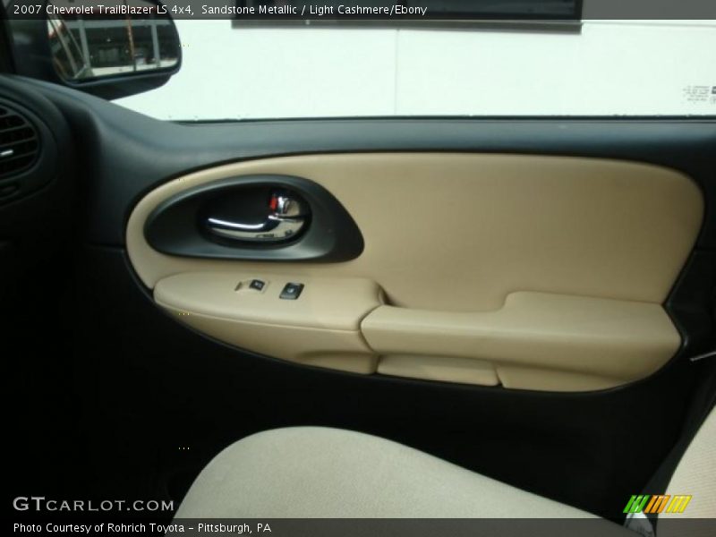 Sandstone Metallic / Light Cashmere/Ebony 2007 Chevrolet TrailBlazer LS 4x4