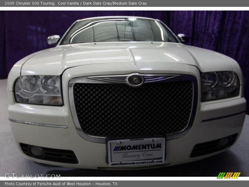 Cool Vanilla / Dark Slate Gray/Medium Slate Gray 2005 Chrysler 300 Touring
