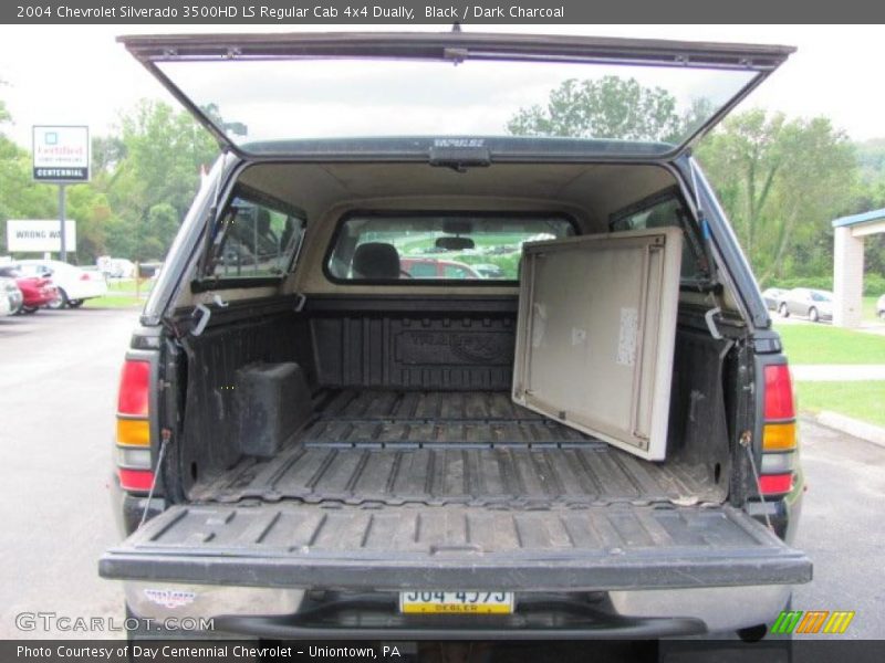 Black / Dark Charcoal 2004 Chevrolet Silverado 3500HD LS Regular Cab 4x4 Dually