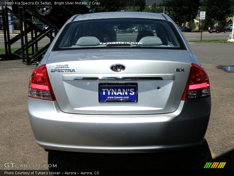 Bright Silver Metallic / Gray 2009 Kia Spectra EX Sedan