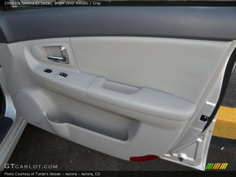 Bright Silver Metallic / Gray 2009 Kia Spectra EX Sedan