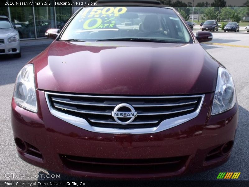 Tuscan Sun Red / Blond 2010 Nissan Altima 2.5 S