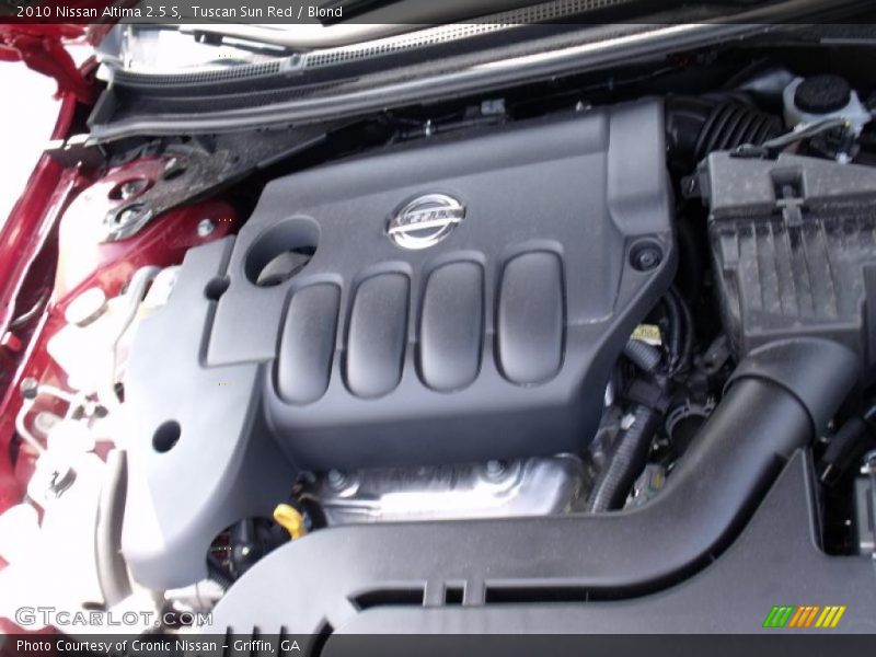Tuscan Sun Red / Blond 2010 Nissan Altima 2.5 S