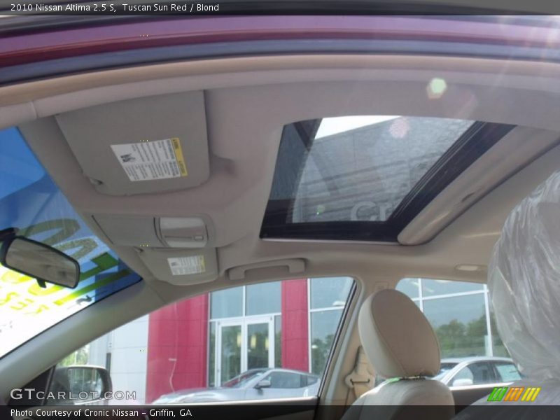 Tuscan Sun Red / Blond 2010 Nissan Altima 2.5 S