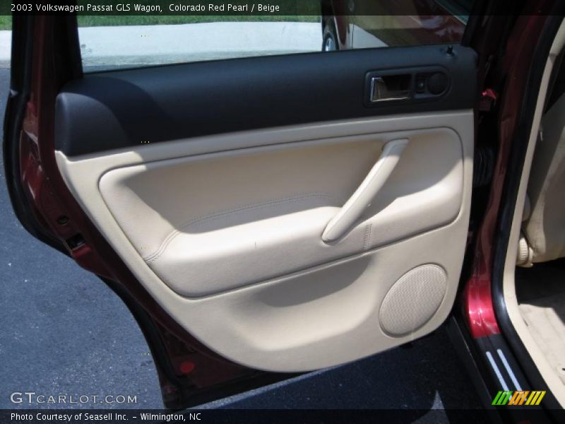 Colorado Red Pearl / Beige 2003 Volkswagen Passat GLS Wagon