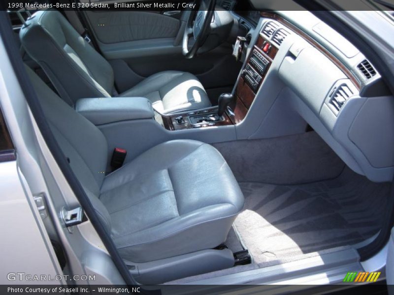 Brilliant Silver Metallic / Grey 1998 Mercedes-Benz E 320 Sedan