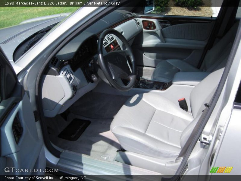 Brilliant Silver Metallic / Grey 1998 Mercedes-Benz E 320 Sedan