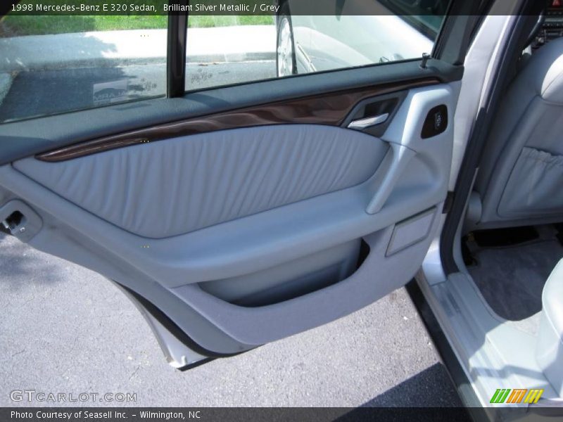 Brilliant Silver Metallic / Grey 1998 Mercedes-Benz E 320 Sedan