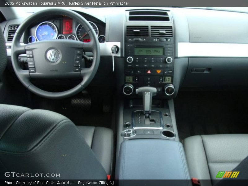 Reflex Silver Metallic / Anthracite 2009 Volkswagen Touareg 2 VR6