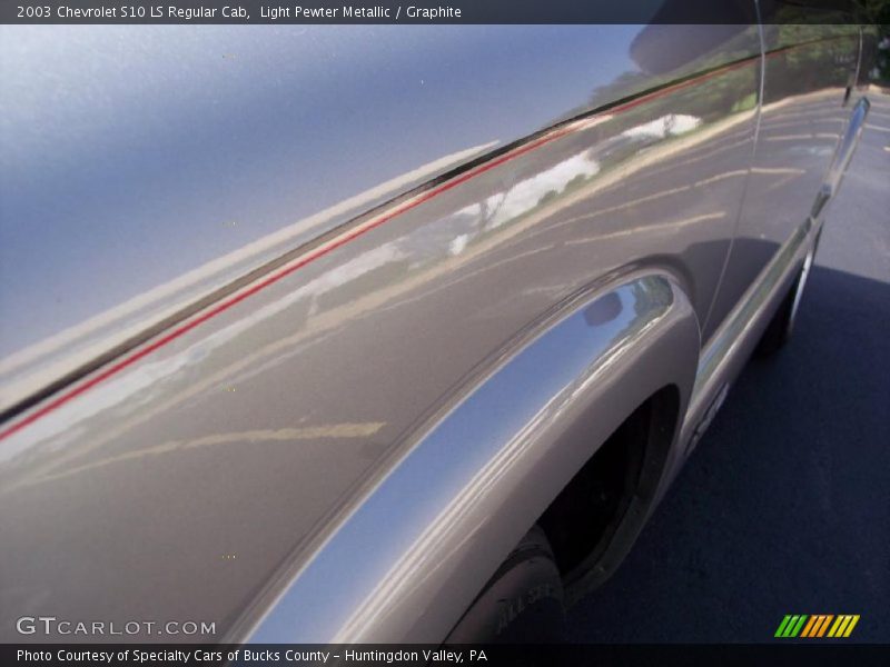 Light Pewter Metallic / Graphite 2003 Chevrolet S10 LS Regular Cab