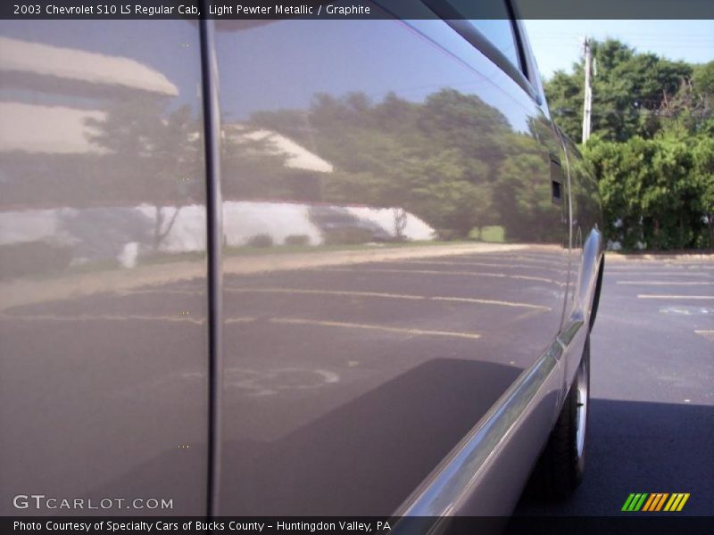Light Pewter Metallic / Graphite 2003 Chevrolet S10 LS Regular Cab