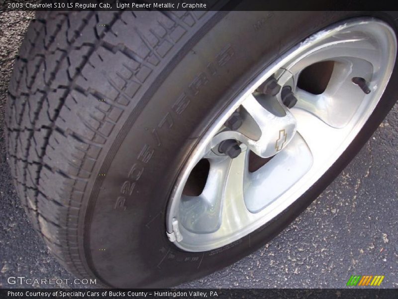 Light Pewter Metallic / Graphite 2003 Chevrolet S10 LS Regular Cab