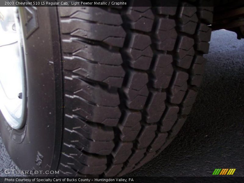 Light Pewter Metallic / Graphite 2003 Chevrolet S10 LS Regular Cab