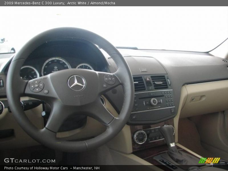 Arctic White / Almond/Mocha 2009 Mercedes-Benz C 300 Luxury