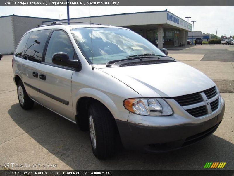 Bright Silver Metallic / Medium Slate Gray 2005 Dodge Caravan SE