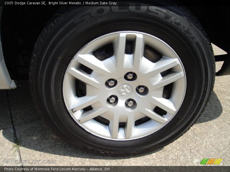Bright Silver Metallic / Medium Slate Gray 2005 Dodge Caravan SE