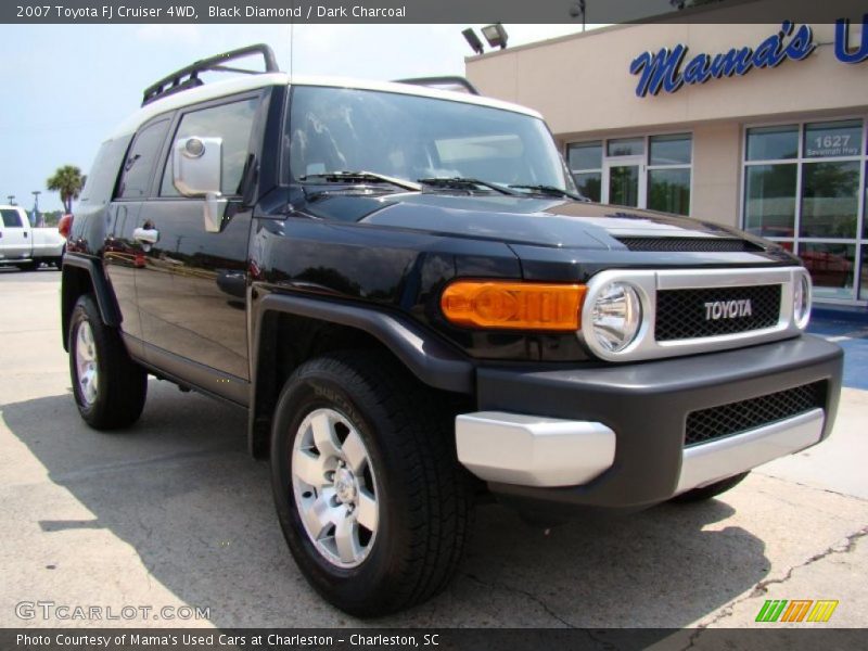 Black Diamond / Dark Charcoal 2007 Toyota FJ Cruiser 4WD