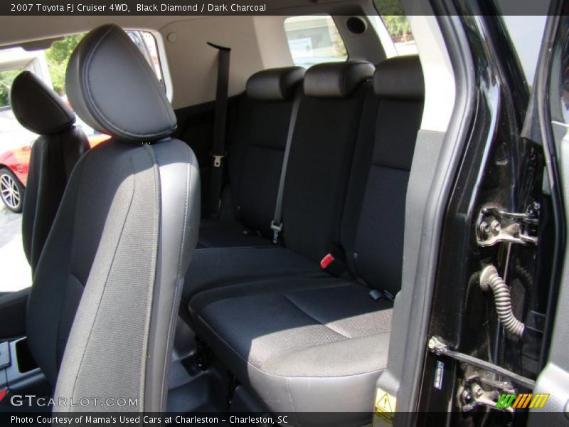 Black Diamond / Dark Charcoal 2007 Toyota FJ Cruiser 4WD