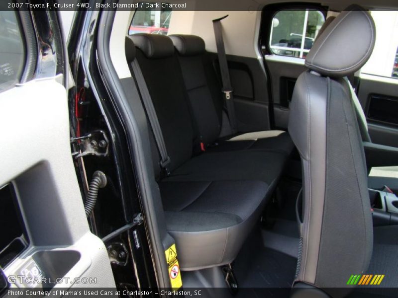 Black Diamond / Dark Charcoal 2007 Toyota FJ Cruiser 4WD